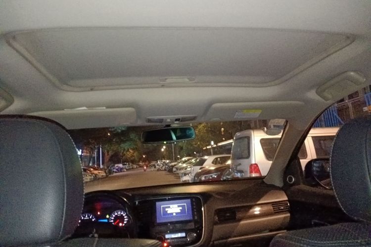 Used Mitsubishi Outlander 2018 2.0L Two-Wheel Drive Glory Edition 5 Seats
