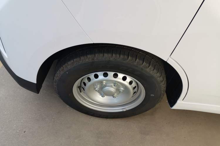 Used Wuling Yangguang 
