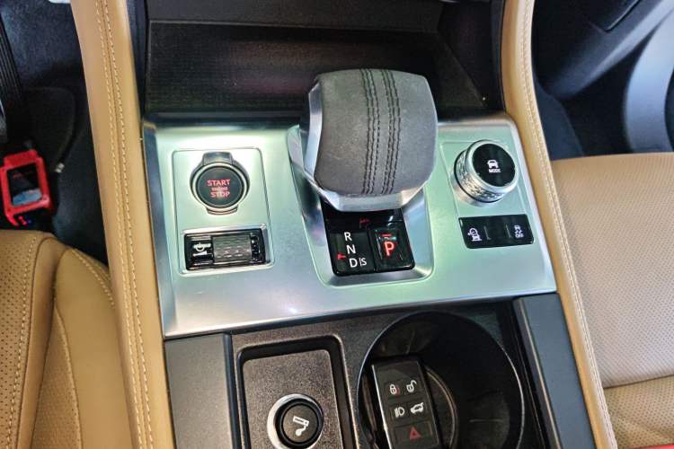 Used Jaguar F-PACE 2023 P250 HSE