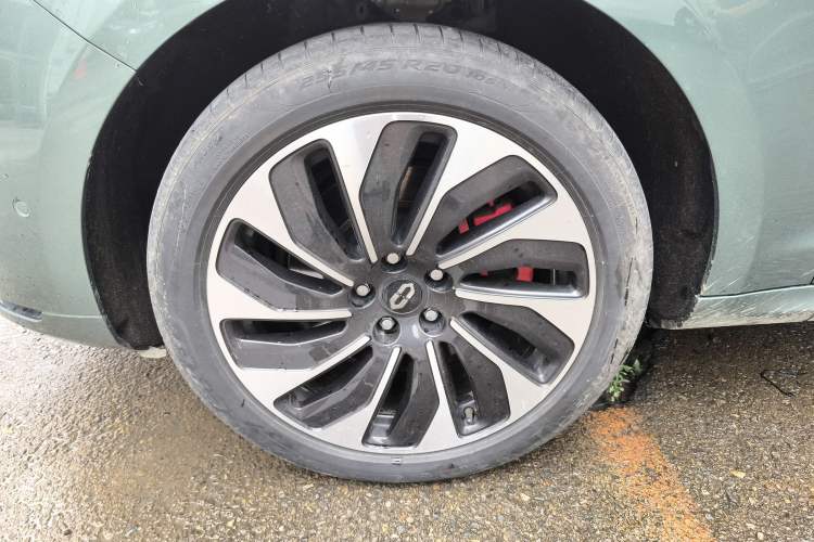 Used Hima AITO M5 2022 Extended-Range Four-Wheel Drive Flagship Edition
