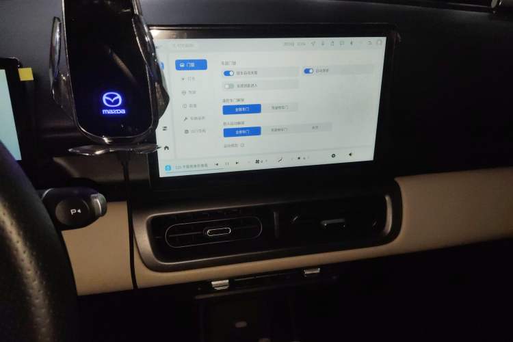 Used Wuling Bingo PLUS 2024 330 km Range Five-Seater Version
