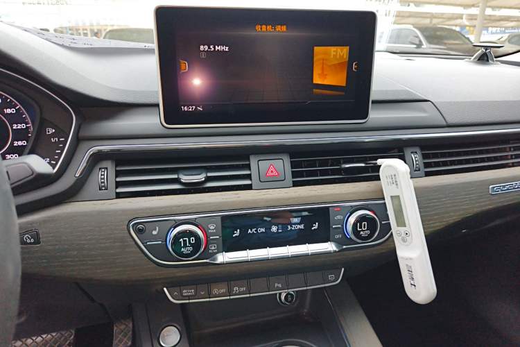 Used Audi A4L 2018 30th Anniversary Edition 40 TFSI Fashion Model
