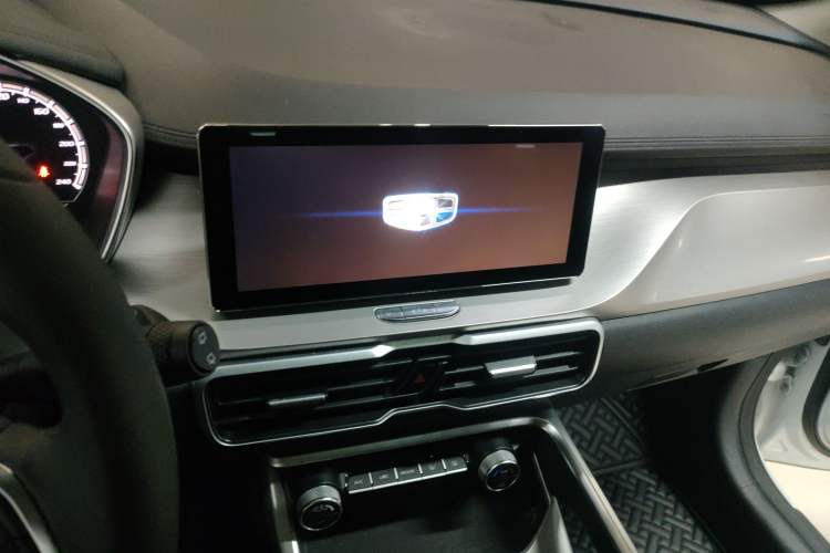 Used Geely Auto Coolray 2019 260T DCT Knight China VI Standard