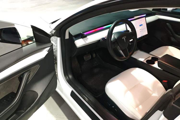 Used Tesla Model 3 2021 Standard Range Rear-Drive Upgraded Version
