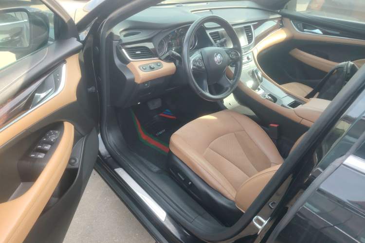 Used Buick LaCrosse 2018 28T Elite Edition
