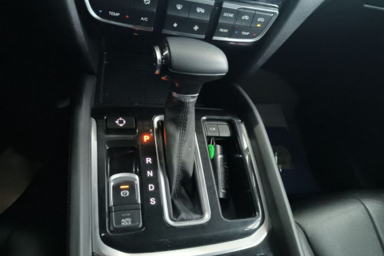 Used GAC Trumpchi GS8 2017 320T Two-Wheel Drive Luxury Smart Connectivity Version (7 Seats)