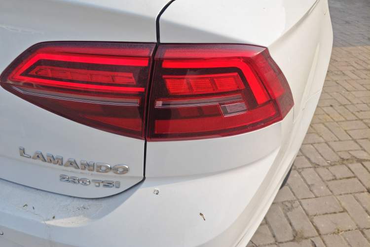 Used Volkswagen Lamando 2021 230TSI DSG Fashion Edition
