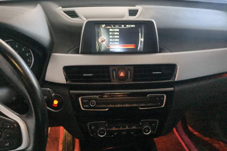 Used BMW X1 2016 sDrive18Li Premium Edition
