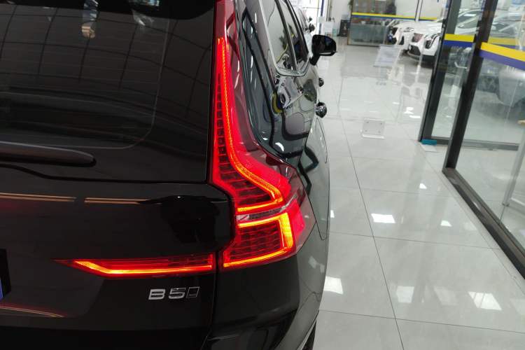 Used Volvo XC60 2025 B5 Four-Wheel Drive Smart & Advanced Luxury Edition