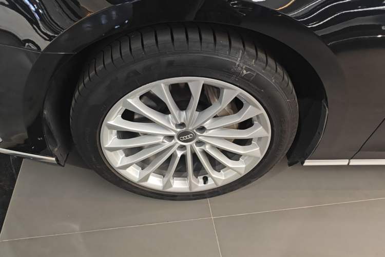 Used Audi A8 2019 Plus A8L 50 TFSI quattro Comfort Model