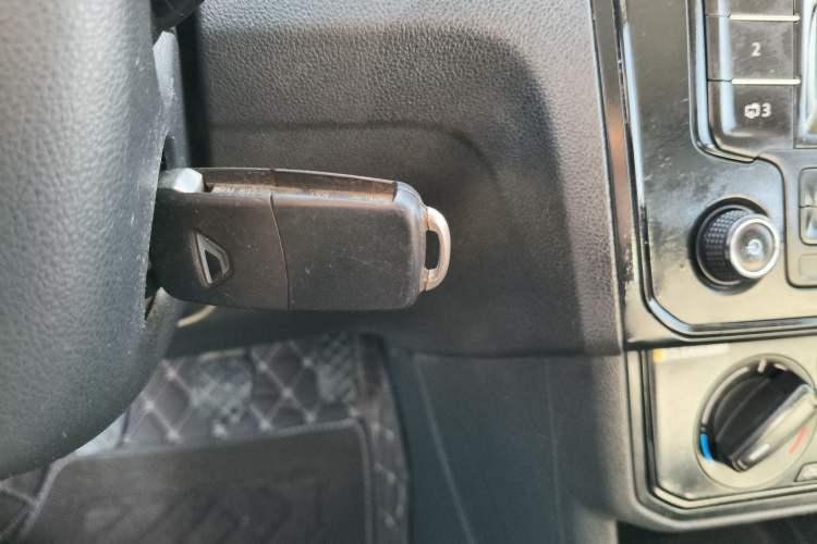 Used Jetta VA3 2019 1.5L Manual Advance Edition
