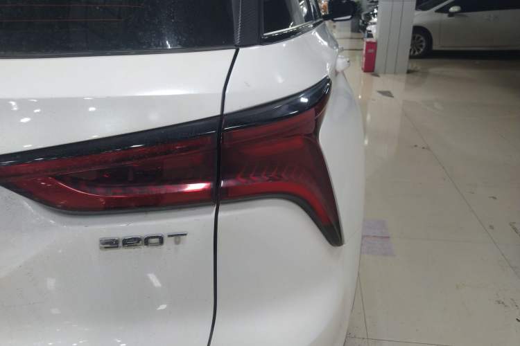 Used Changan CS75 PLUS 2021 1.5T Automatic Luxury Version
