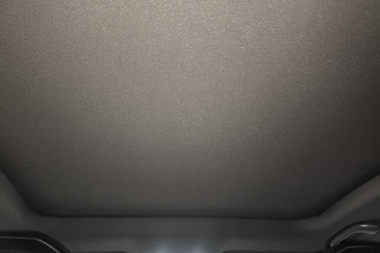 Used Changan UNI-V 2022 1.5T Prestige Version
