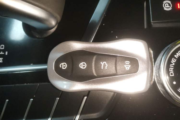 Used Geely Auto Emgrand X7 Sport 2020 1.8TD DCT Smart Connect PRO
