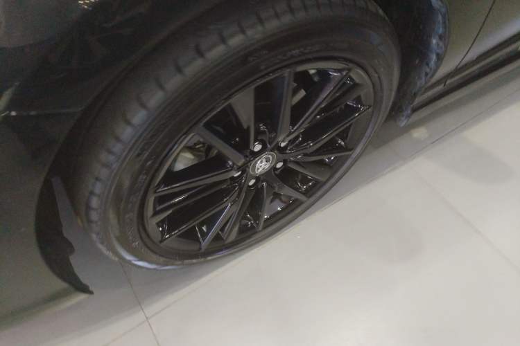 Used Toyota Camry 2023 2.0S Knight Edition
