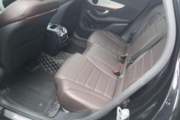 Used Mercedes-Benz GLC 2020 GLC 260 L 4MATIC Dynamic Model