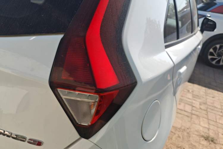 Used MG 3 2017 1.5L Automatic Smart Connect Elite Edition
