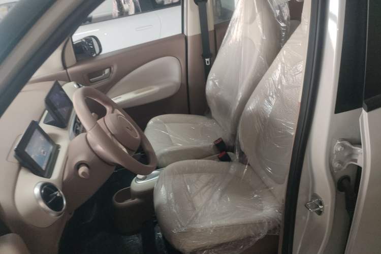 Used Wuling Hongguang MINIEV 2025 Four-Door Version Zhenxiang+ Edition
