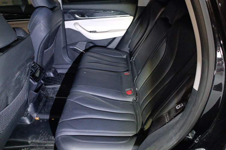 Used Geely Auto Monjaro L 2023 2.0TD High-Power Automatic Two-Wheel Drive Flagship Version
