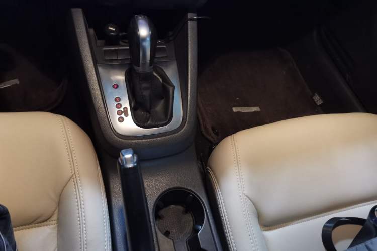 Used Volkswagen Sagitar 2014 Revised Version 1.6L Automatic Comfort Edition
