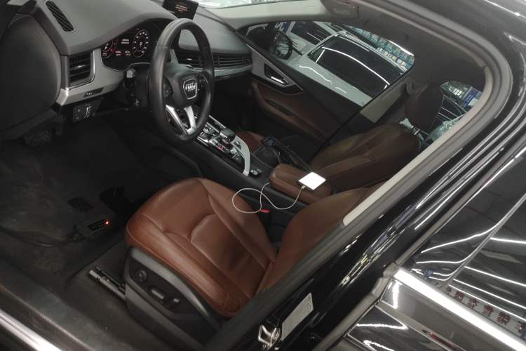 Used Audi Q7 2018 45 TFSI Technology Edition
