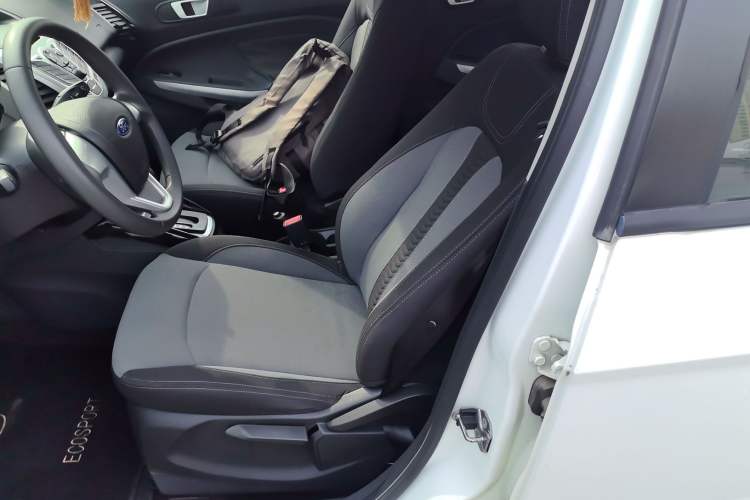 Used Ford EcoSport 2017 1.5L Automatic Trend Model
