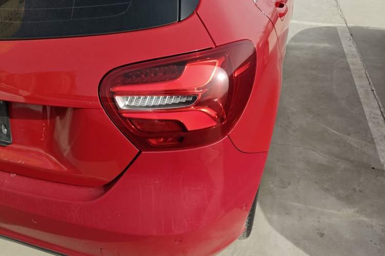 Used Mercedes-Benz A-Class 2016 A 200 Fashion Model
