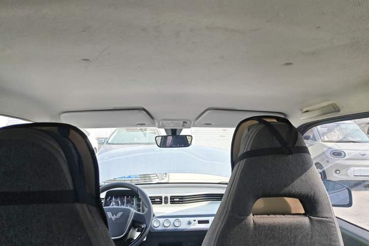 Used Wuling Hongguang MINIEV 2021 Macaron Fashion Model Lithium Iron Phosphate
