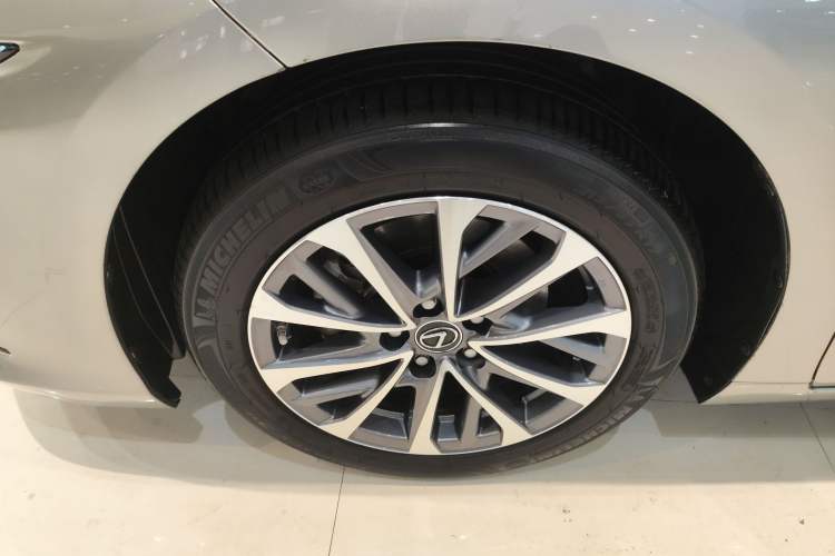 Used Lexus ES 2022 300h Excellence Edition