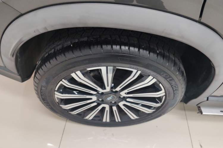 Used Oshan X5 2021 Revised Version 1.5T DCT Luxury Edition
