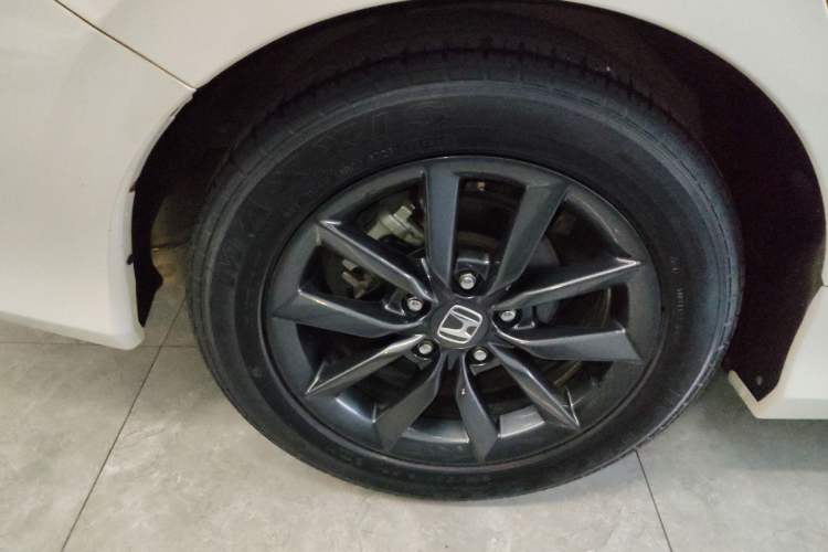 Used Honda Civic 2021 HATCHBACK 220TURBO CVT New Trendsetter
