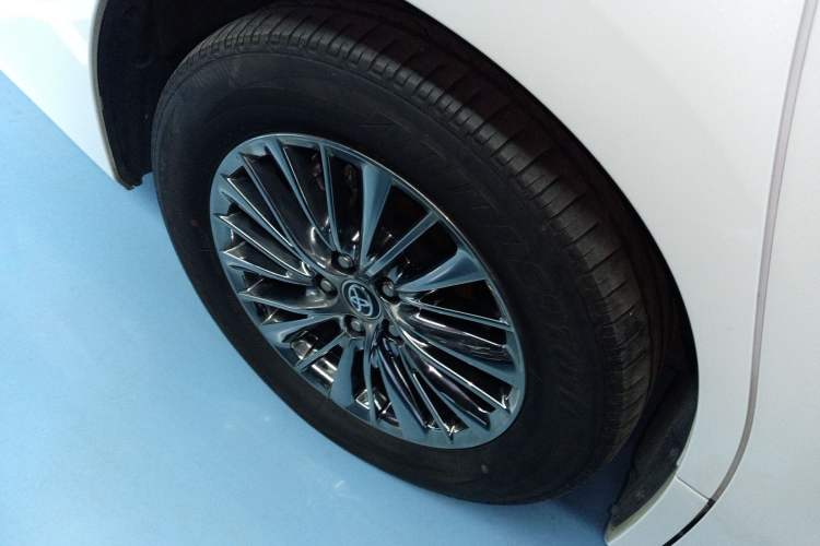 Used Toyota Alphard 2021 Dual-Engine 2.5L Prestige Edition
