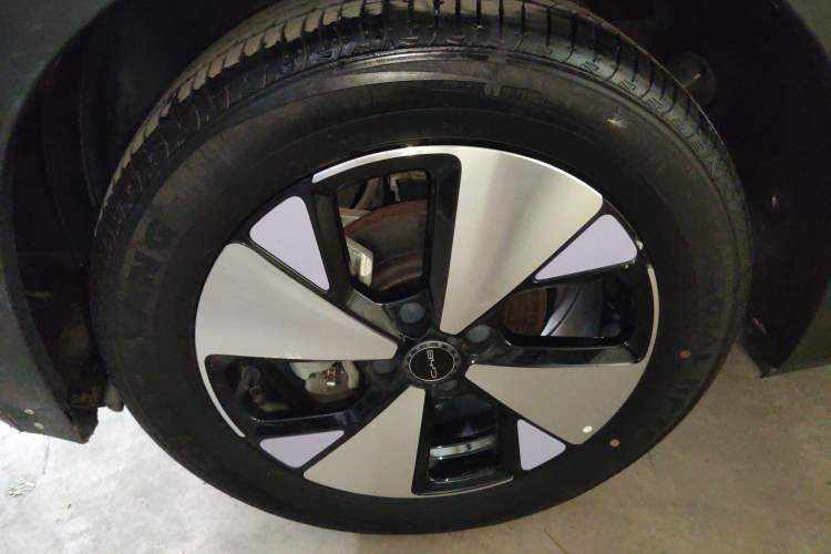 Used BYD Dolphin 2023 420 km Free Version
