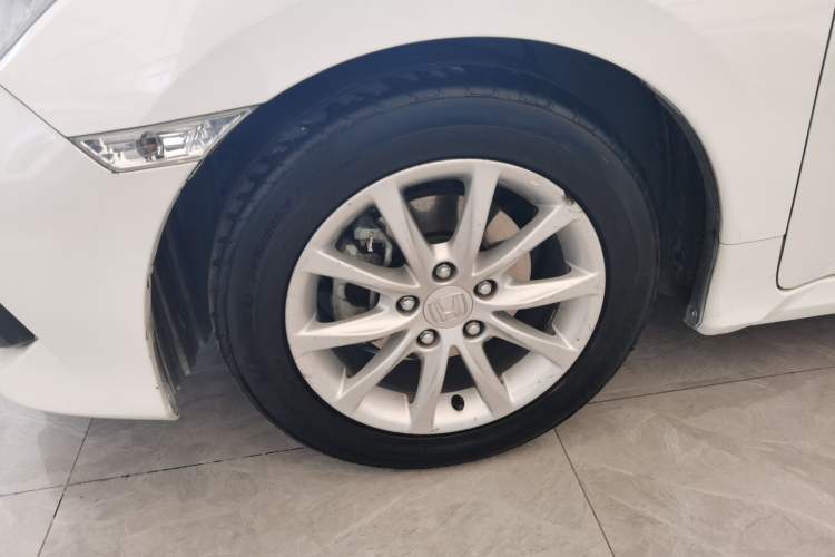 Used Honda Civic 2016 180TURBO CVT Comfort Version
