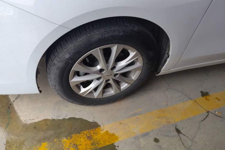 Used Roewe i5 2023 1.5L CVT Luxury Edition