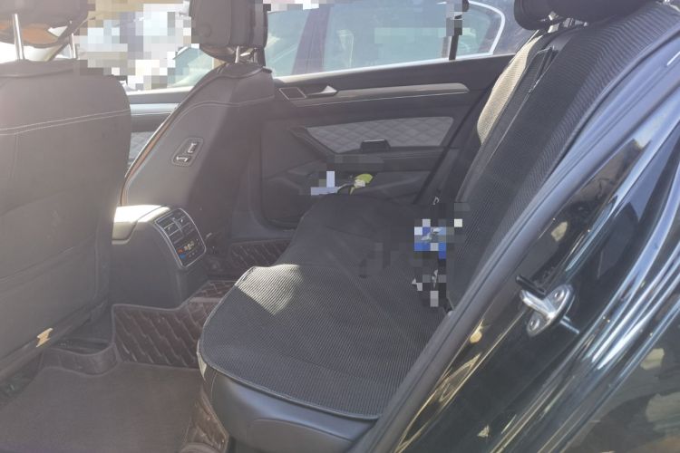 Used Volkswagen Magotan 2023 2 Million Units Limited Edition 330TSI DSG Leading Version
