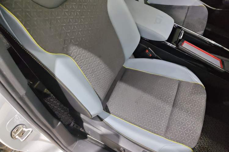 Used Volkswagen ID.4 X 2021 Pro Smart Long-Range Edition
