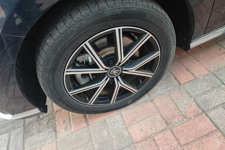 Used BYD Song MAX New Energy 2022 DM-i 105KM Flagship Model
