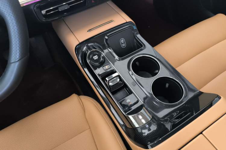 Used GAC Trumpchi E8 New Energy 2024 150km MAX+
