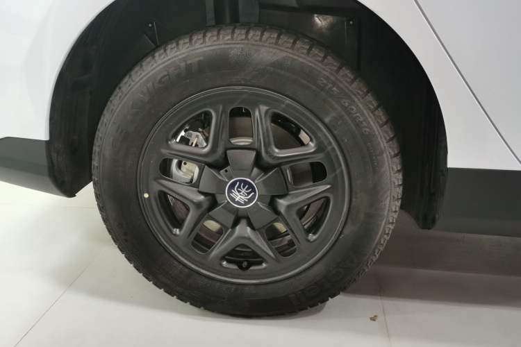 Used BYD Qin PLUS 2025 DM-i Smart Drive 55KM Leading Model
