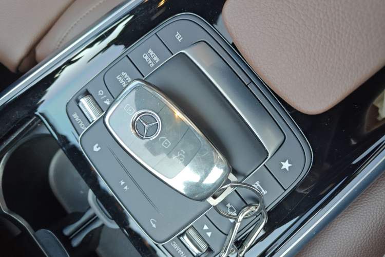 Used Mercedes-Benz GLB 2022 Updated GLB 200 Fashion Edition
