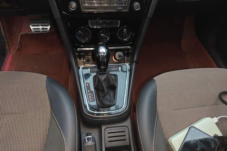 Used Volkswagen C-TREK 2017 1.6L Automatic Comfort Model
