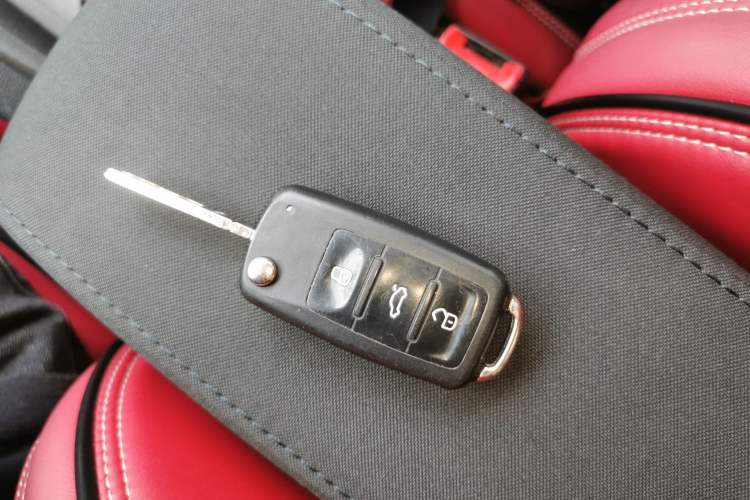 Used Volkswagen Lavida 2017 1.6L Automatic Fashion Edition
