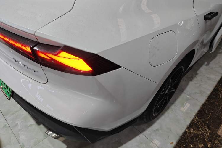 Used Changan UNI-V iDD 2023 Zhidian iDD 1.5T 113km Smart & Fun Version (Rapid Edition)
