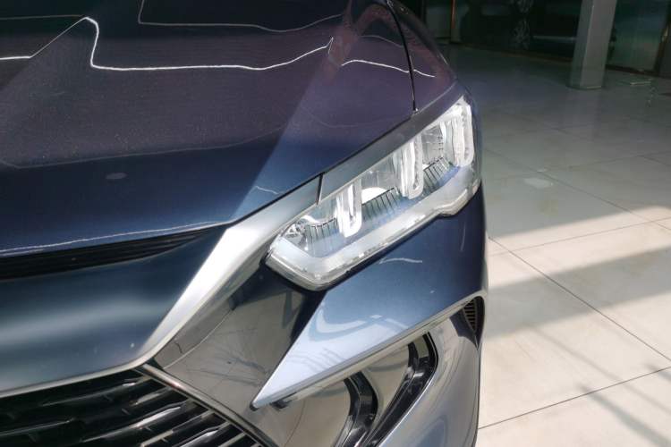 Used BYD Song Pro New Energy 2024 HONOR Edition DM-i 71KM Navigation Model
