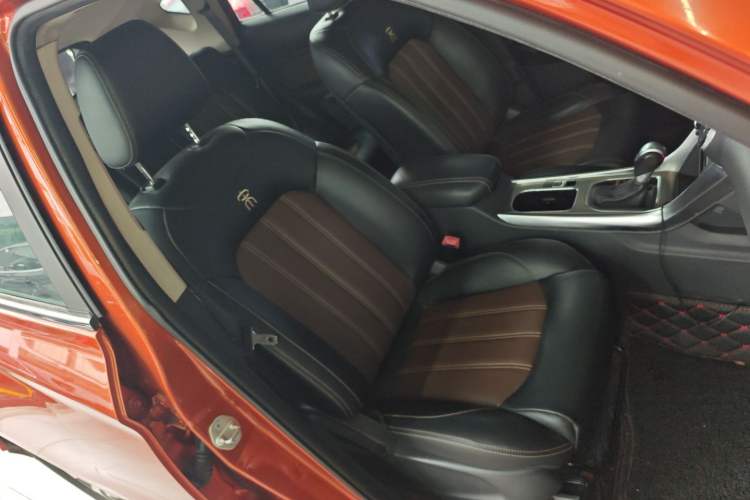 Used BYD Song 2016 GaiShi Edition 1.5TID Automatic Elite Model
