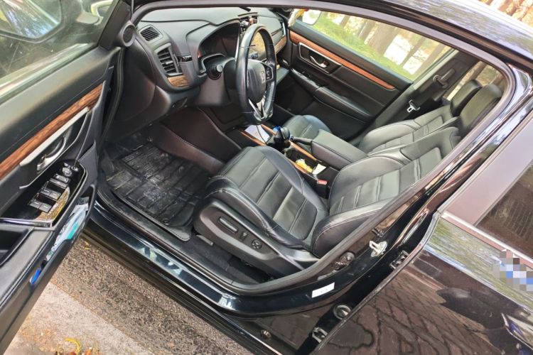 Used Honda CR-V 2017 240TURBO CVT Front-Wheel Drive Fashion Edition
