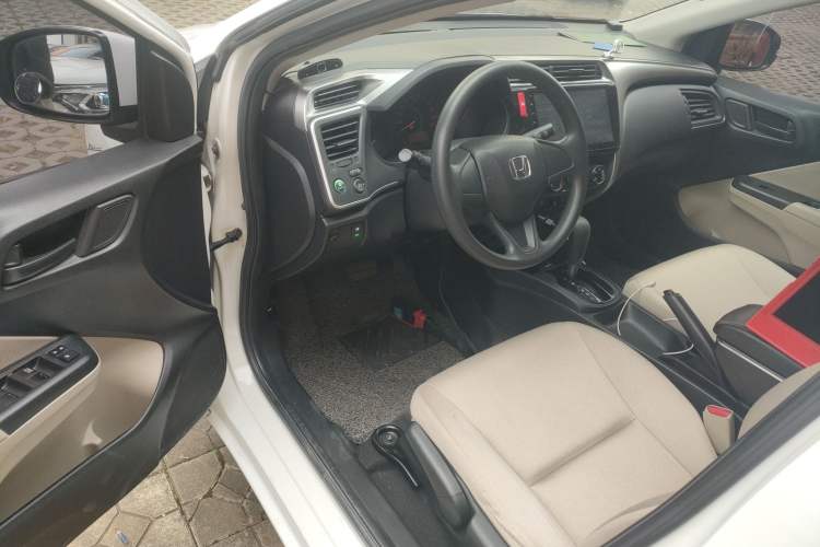 Used Honda City 2015 1.5L CVT Comfort Version

