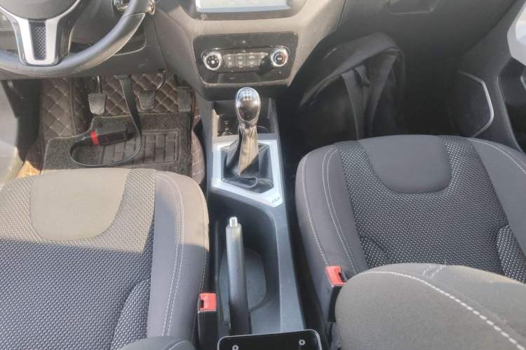 Used  Refine S2 2015 1.5L Manual Luxury Model
