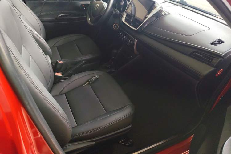 Used Toyota YARiS L 2016 Revised 1.5E CVT Charming Edition